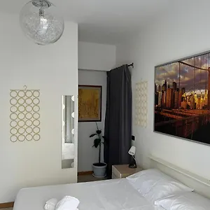 Apartment In Piazza Puccini